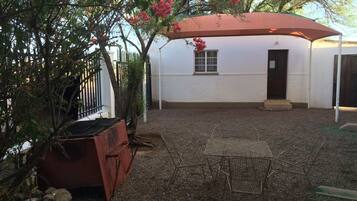Self-catering Chalet (3) | Bureau, rideaux occultants, Wi-Fi gratuit, draps fournis