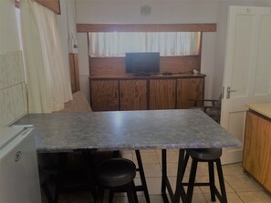 Self-catering Chalet (3) | Living area