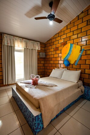 Chalet, Multiple Beds (6 Pax) | In-room safe, blackout curtains, free WiFi