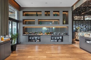 Kontinental frokost hver dag (EUR 15 per person)