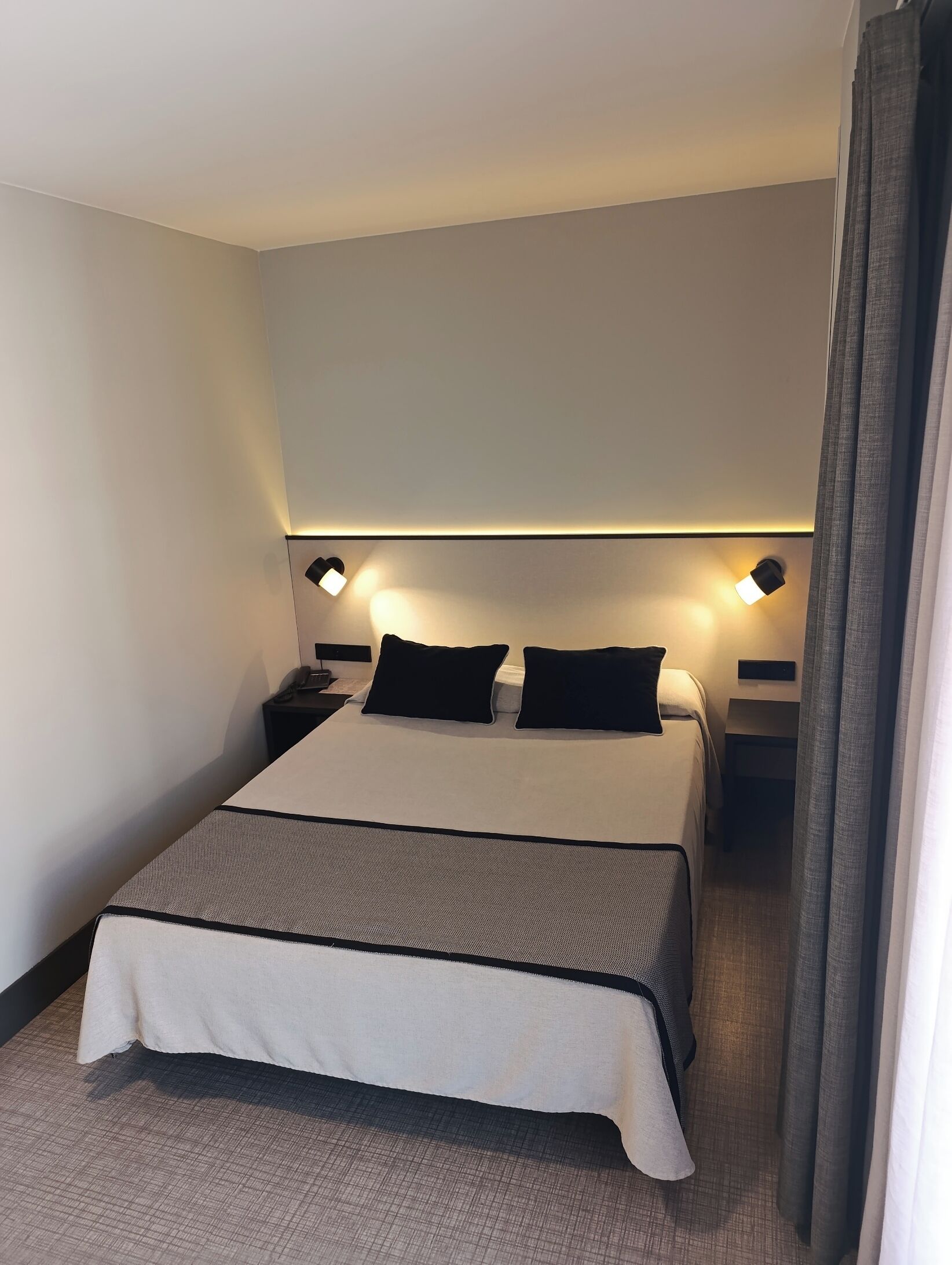 Matrimonial Room | In-room safe, desk, blackout drapes, free WiFi