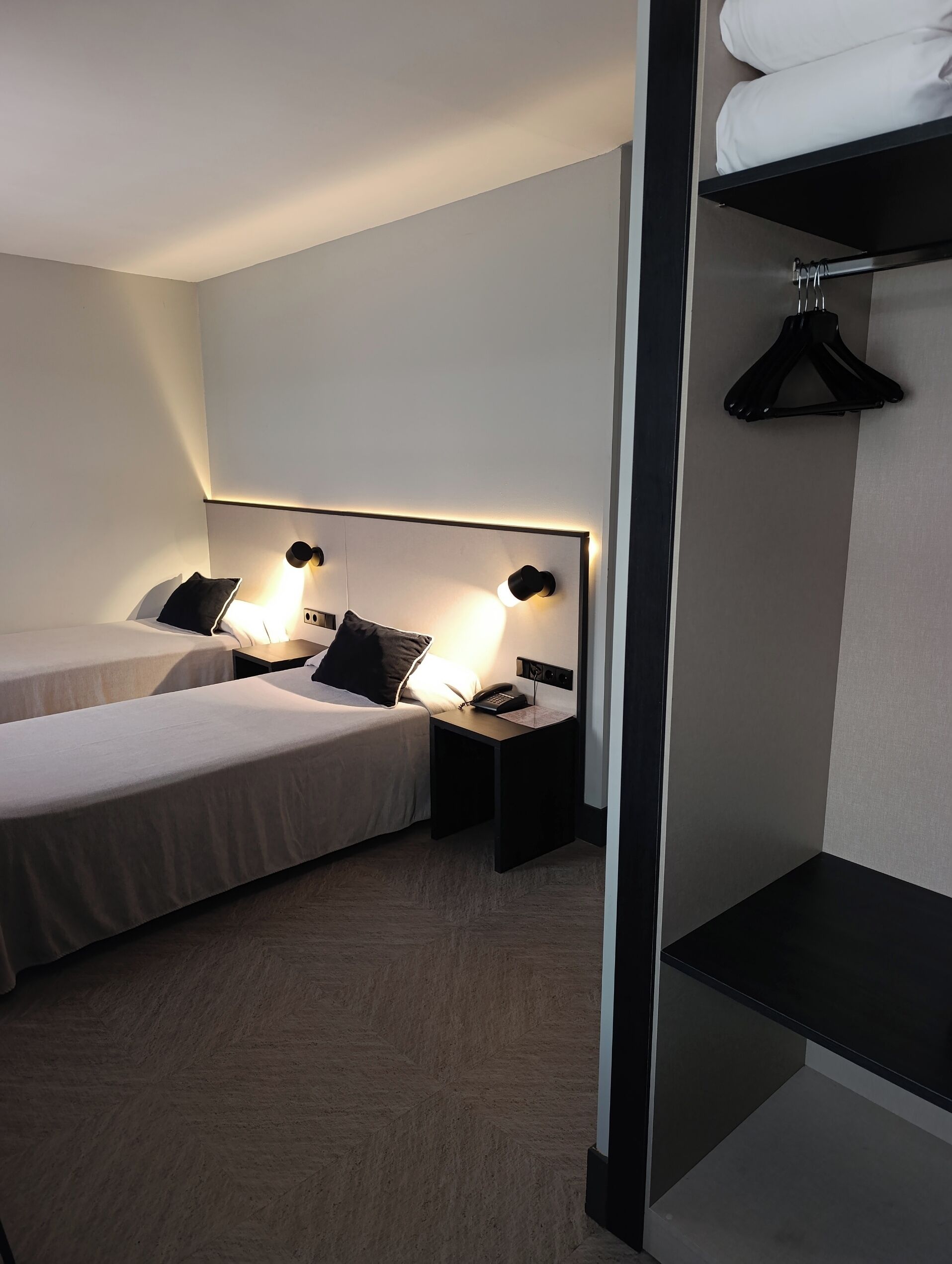 Foto - Hotel Esplugues