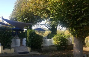 Property grounds - Hôtel Le Gonfalon (Germigny-l'Eveque)