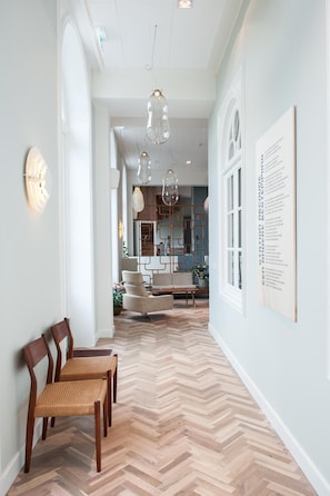 Flat-screen TV - Hotel de Witte Dame (Abcoude)