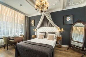 In-room safe, blackout drapes, iron/ironing board, free WiFi