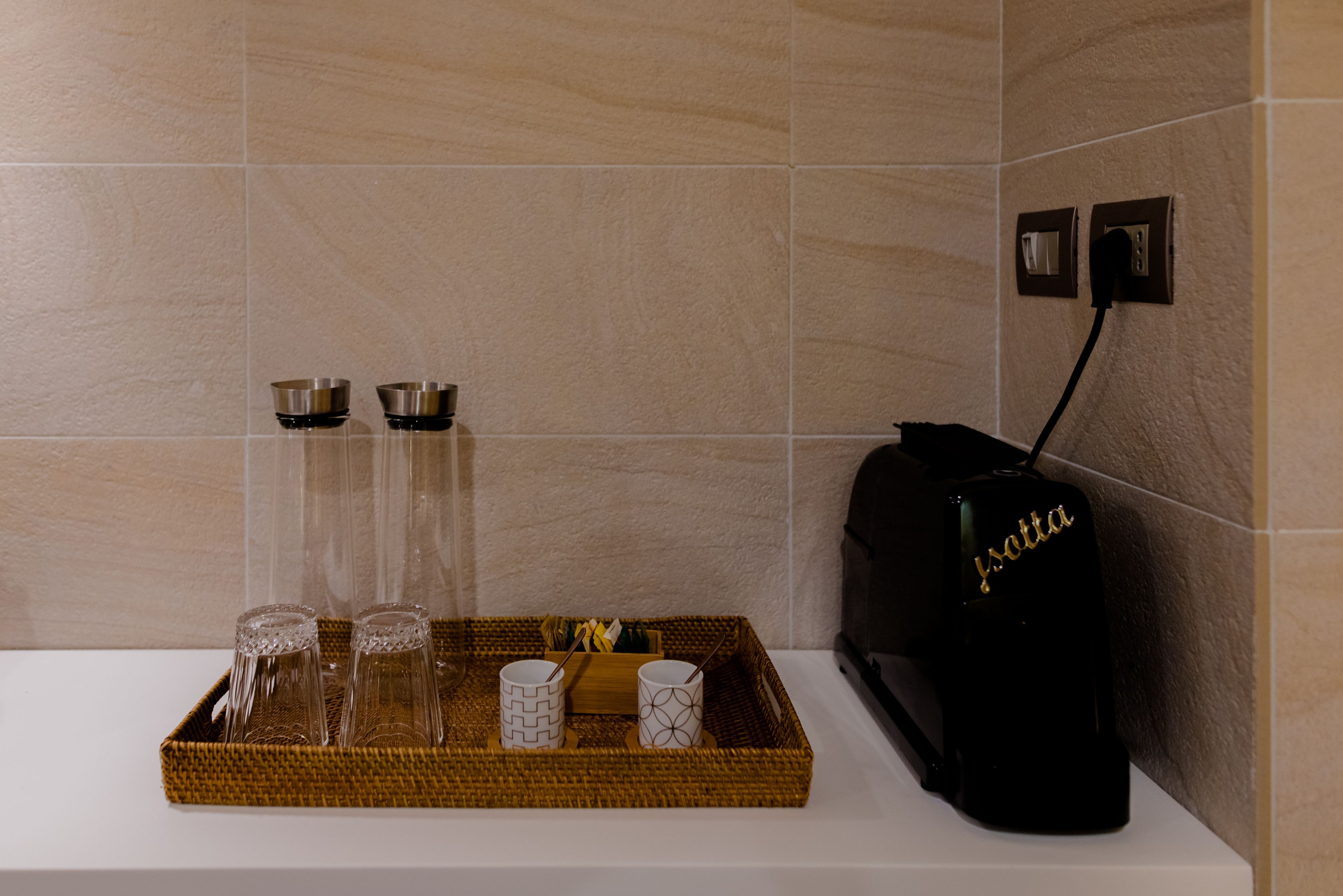 couples treatment room(s), sauna, hot tub, steam room