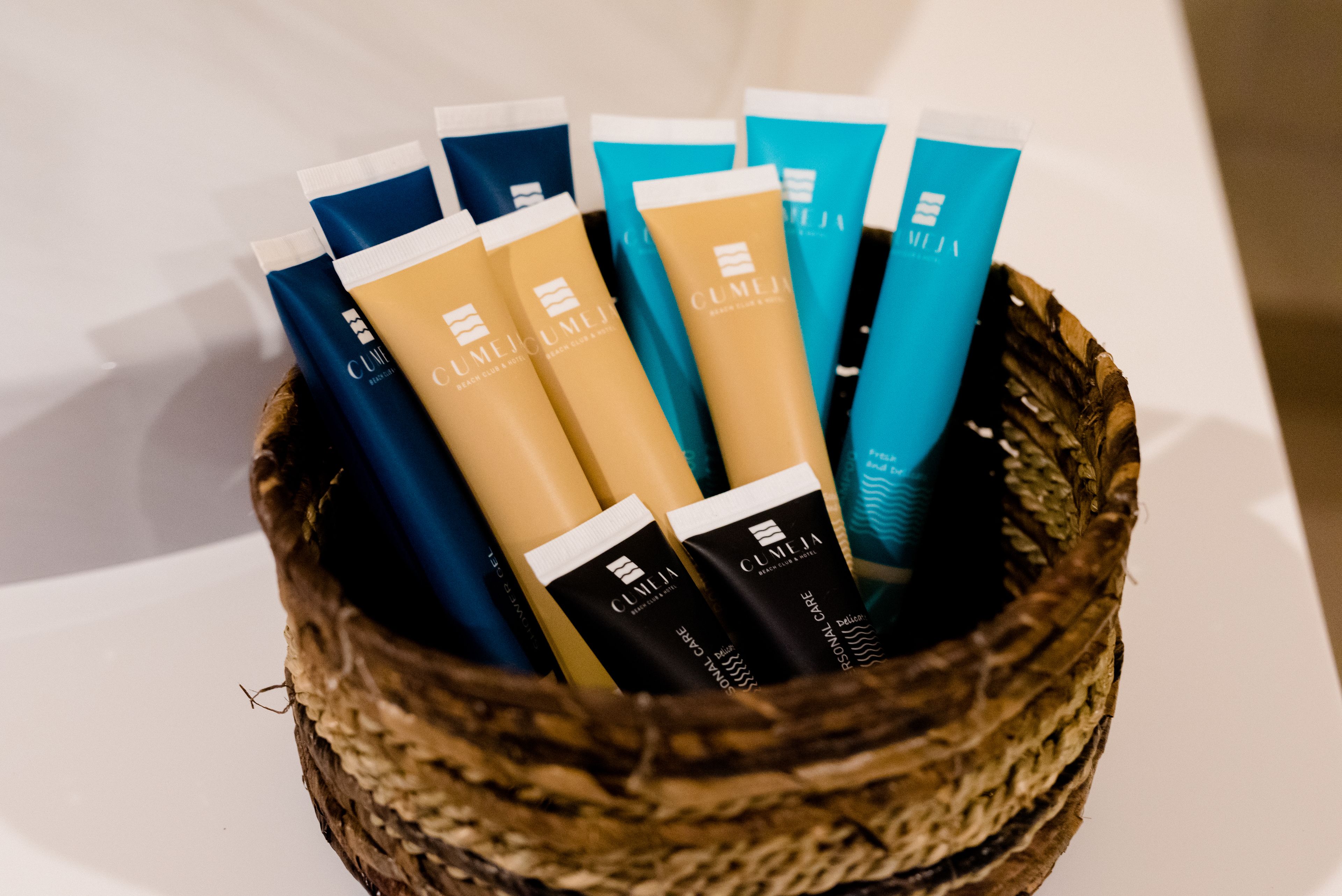 couples treatment room(s), sauna, hot tub, steam room