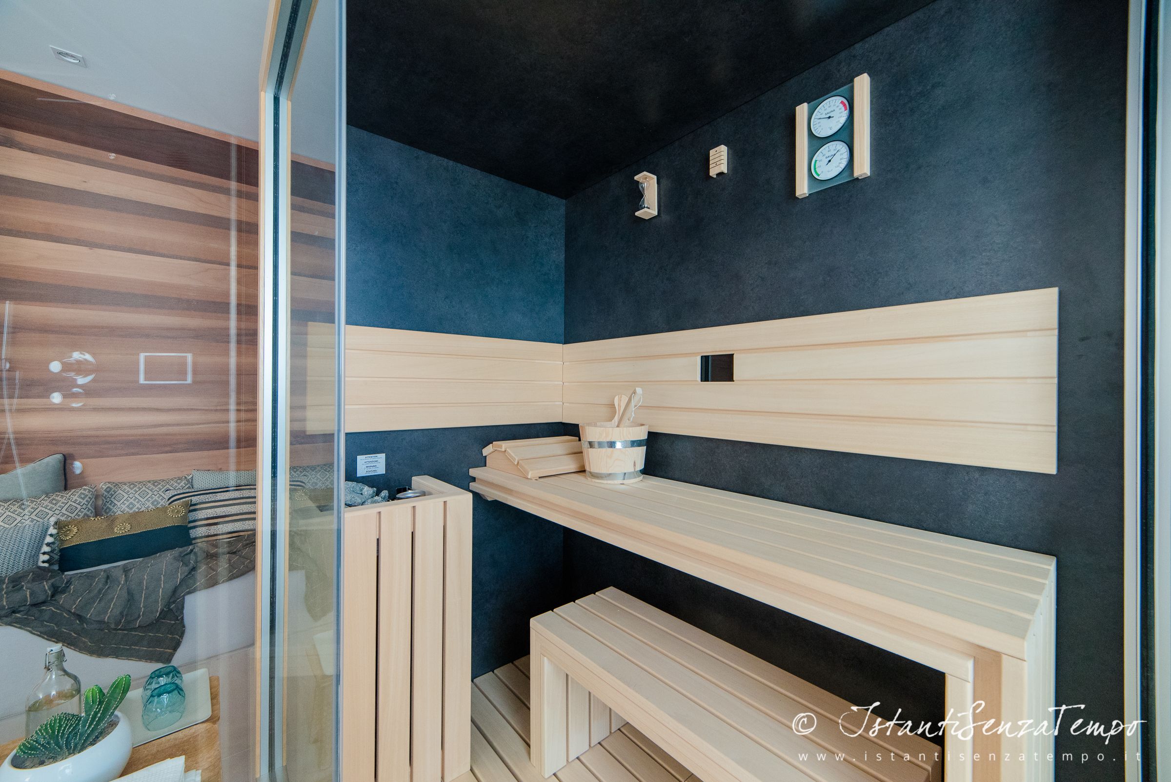 couples treatment room(s), sauna, hot tub, steam room