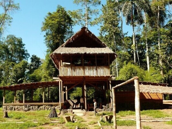 Fachada de la propiedad