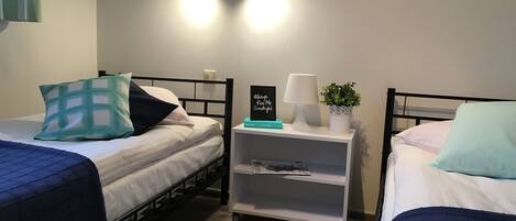 Double Room | In-room safe, desk, iron/ironing board, free WiFi