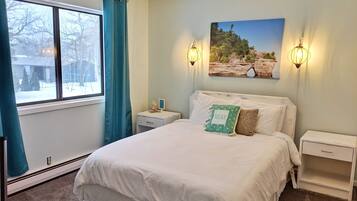 Deluxe Suite, 2 Bedrooms | Individually decorated, iron/ironing board, free cots/infant beds