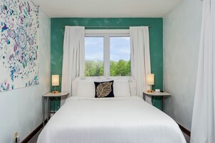 Decoración personalizada y tabla de planchar con plancha 