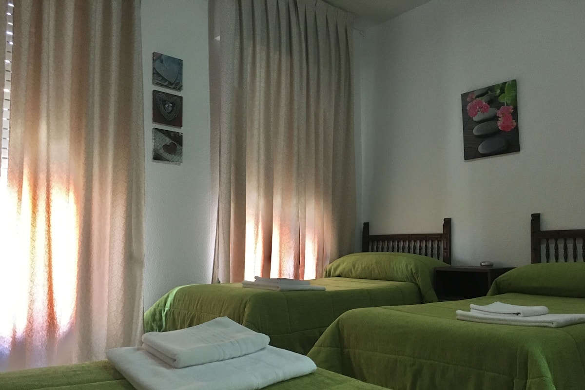 Blackout drapes, free WiFi