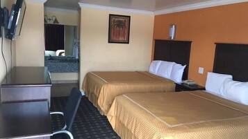 Habitación estándar, 2 camas Queen size, para no fumadores | Caja de seguridad en la habitación, wifi gratis y ropa de cama