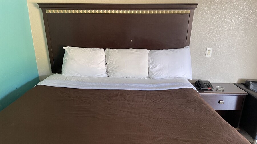 Express Inn West Memphis