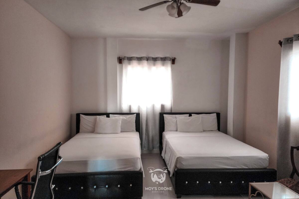 deluxe double room, 4 bedrooms | desk, laptop workspace, iron/ironing board, free wifi