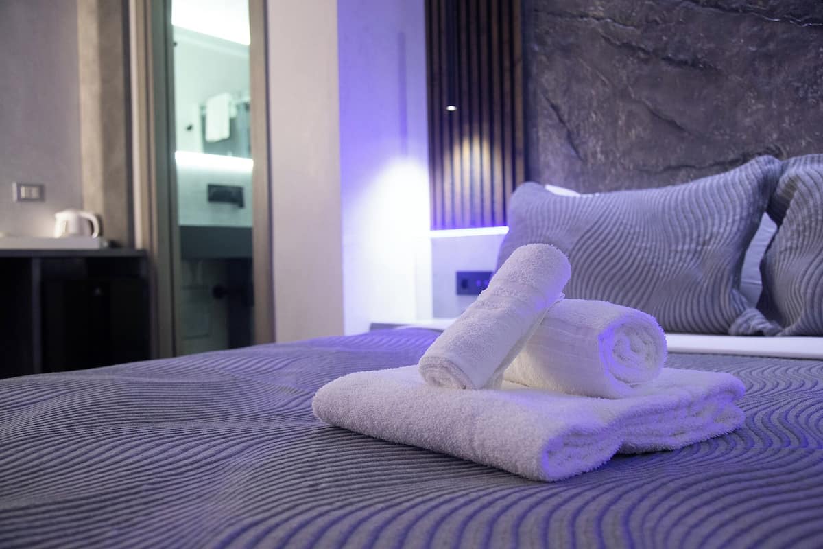 Dobbeltrom, 1 queensize-seng | Skrivebord, lydisolert og wi-fi (inkludert)