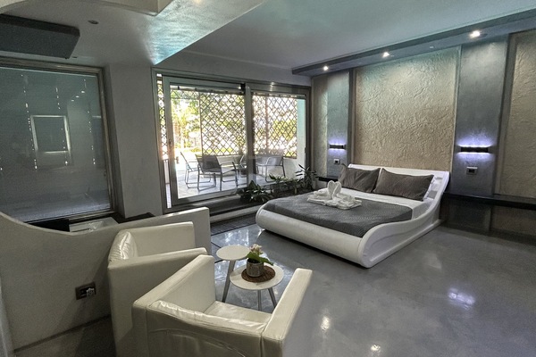 Loft, Nichtraucher, Whirlpool | Schreibtisch, schallisolierte Zimmer, kostenloses WLAN