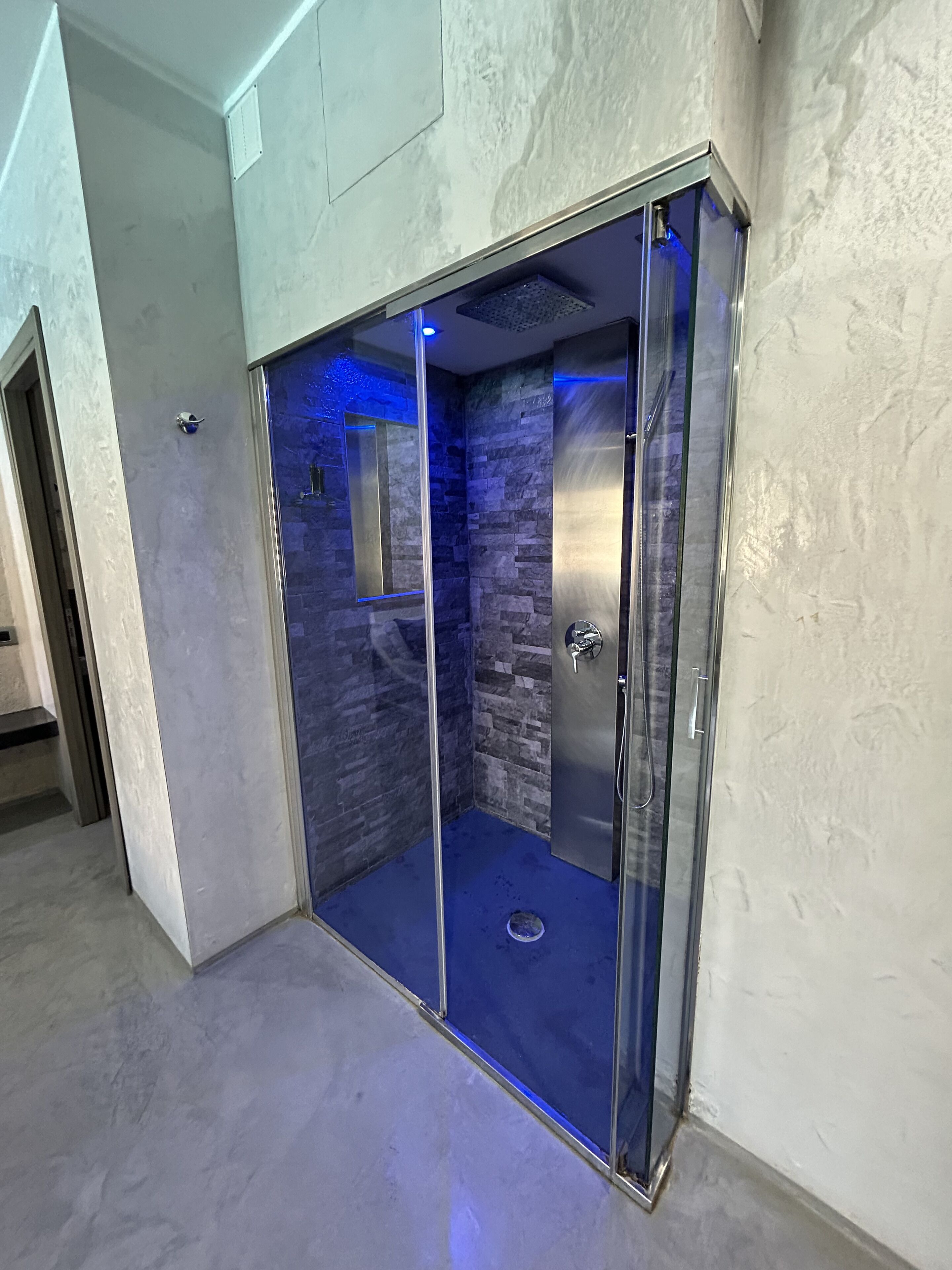 Loft, non fumatori, idromassaggio | Bagno | Doccia, set di cortesia gratuito, asciugacapelli, bidet