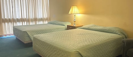 Room, 2 Katil Ratu (Queen) | Meja, Wi-fi percuma, cadar katil