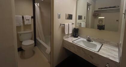 Candlelight Inn by Capital O Scottsbluff