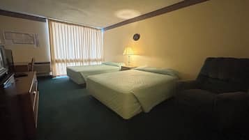 مكتب وواي فاي مجانًا وملاءات أسرّة