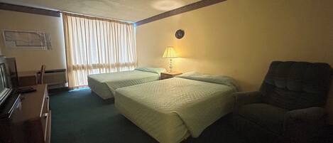 客房, 2 張加大雙人床 | 書桌、免費 Wi-Fi、床單