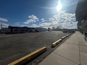 Ücretsiz valesiz otopark