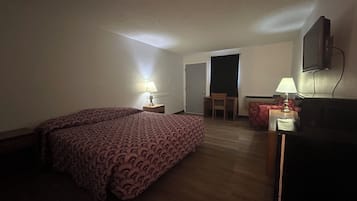 Habitación, 1 cama King size, para no fumadores (Micfridge) | Escritorio, wifi gratis y ropa de cama