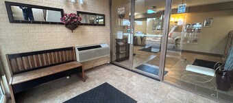 Candlelight Inn by Capital O Scottsbluff