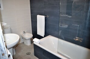 Habitación doble superior | Baño