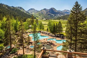 Pool - Resort At Squaw Creek (Olympic Valley)