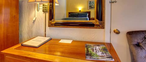 Kamer, 2 queensize bedden | Gratis wifi, beddengoed