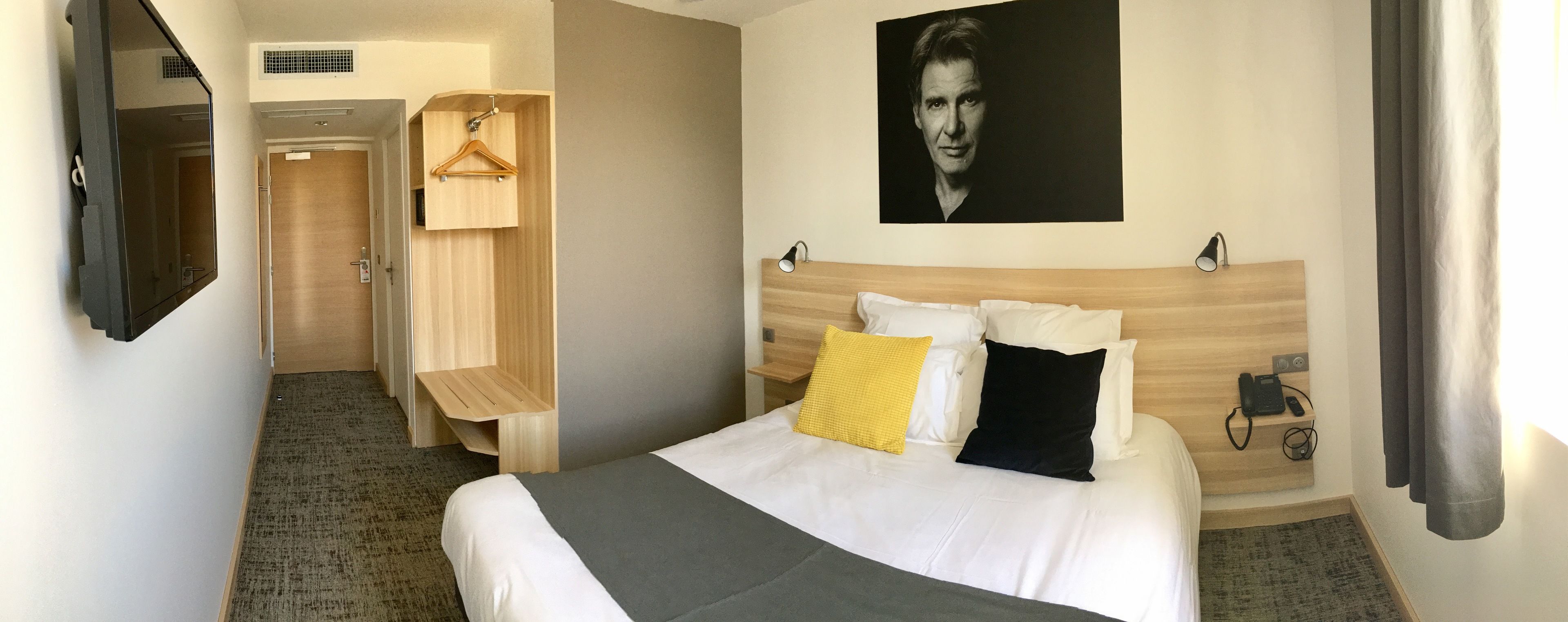 premium bedding, in-room safe, individually decorated, desk