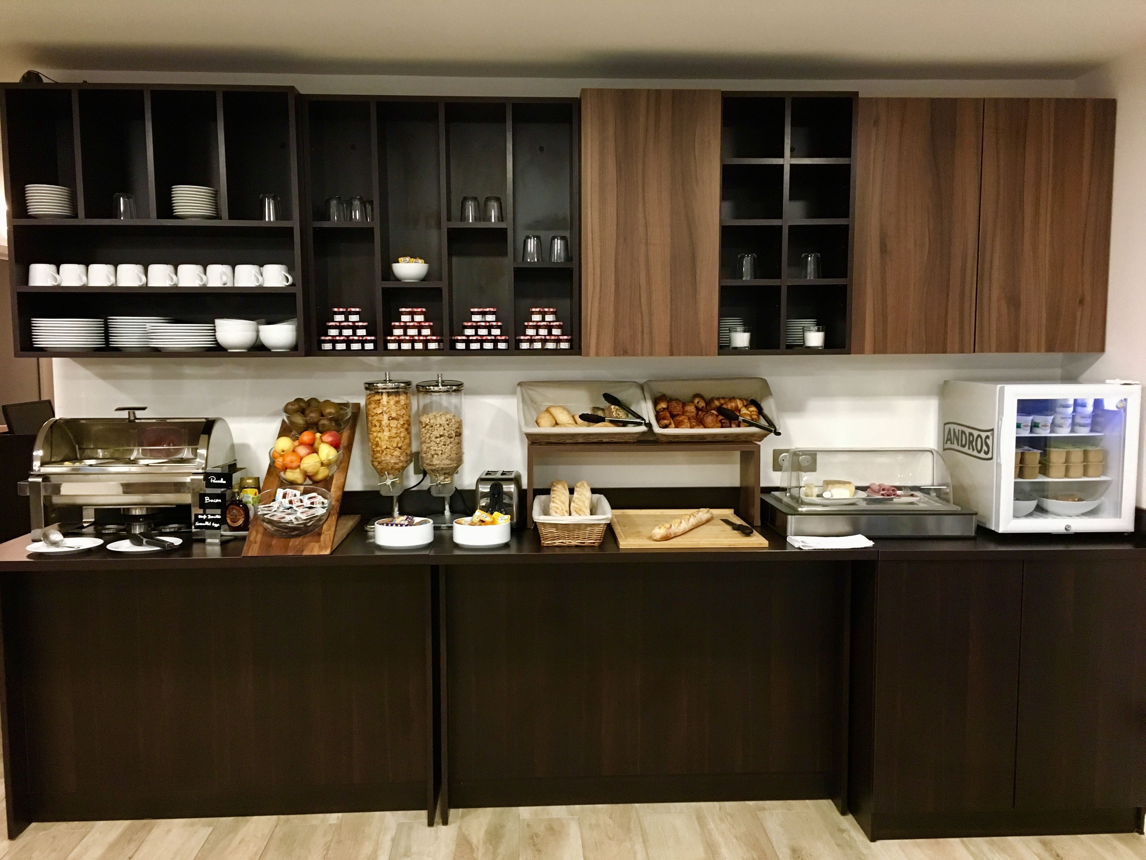 daily buffet breakfast (eur 11.50 per person)