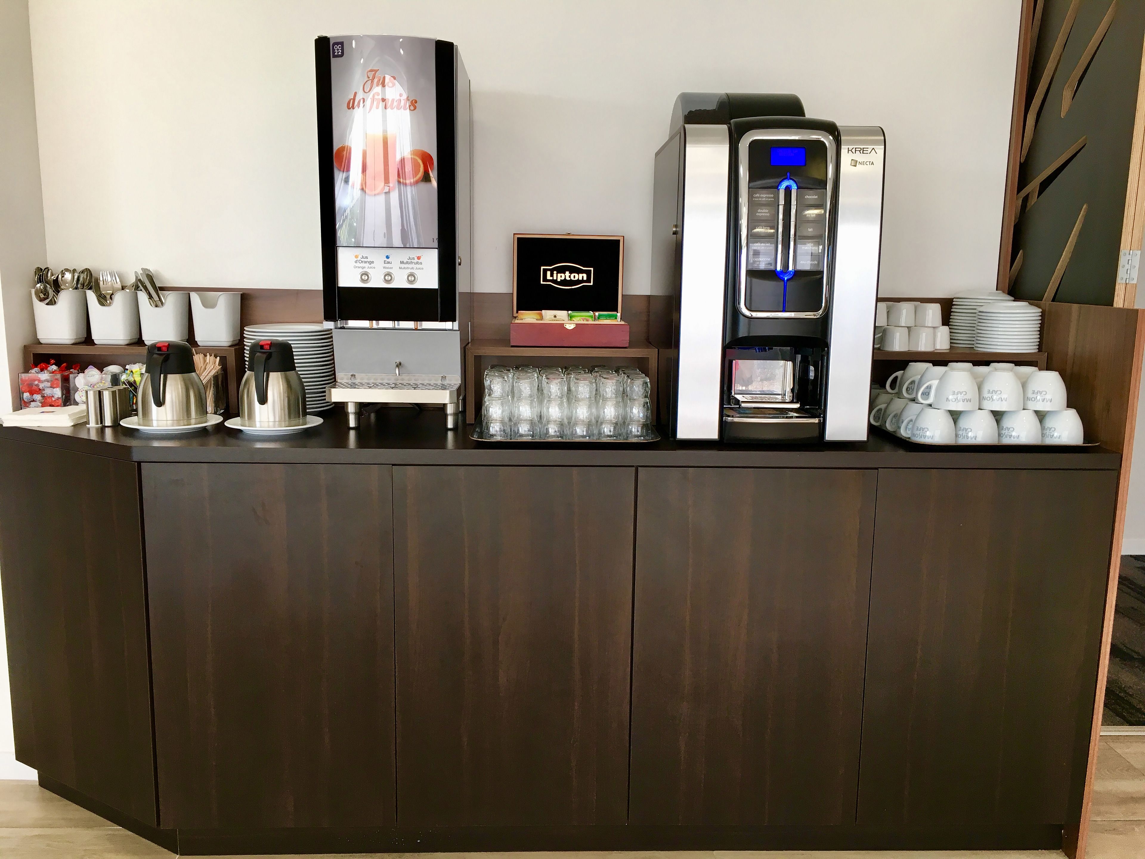 daily buffet breakfast (eur 11.50 per person)