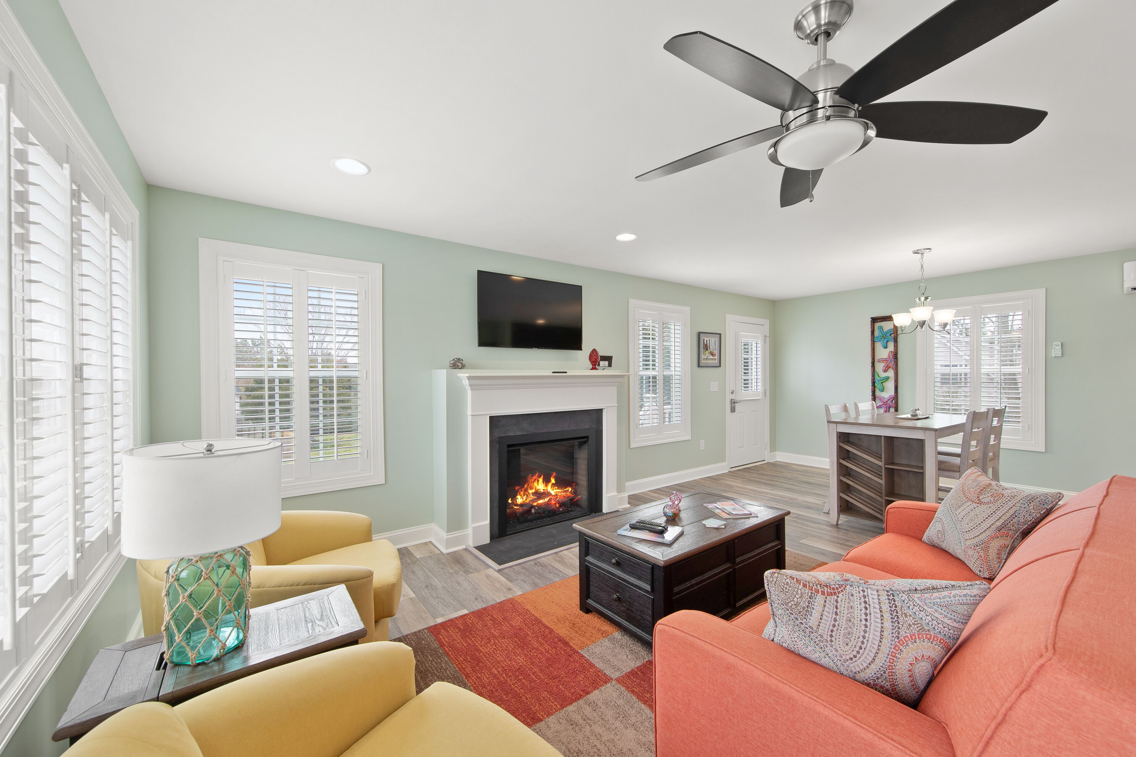 Carriage House Loft | Living area | 40-inch Smart TV with cable channels