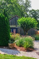 Cottage, 1 Bedroom | Individually furnished, iron/ironing board, free WiFi, bed sheets