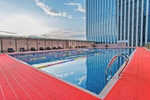 Indoor pool - Fontainebleau Hotel (Yingtan)