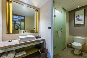 Minibar, in-room safe, iron/ironing board, Internet