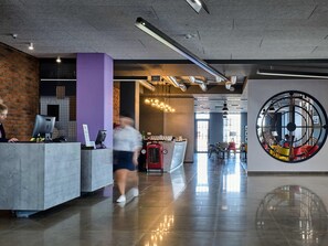 酒吧（店内）