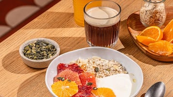 Daily English breakfast for a fee