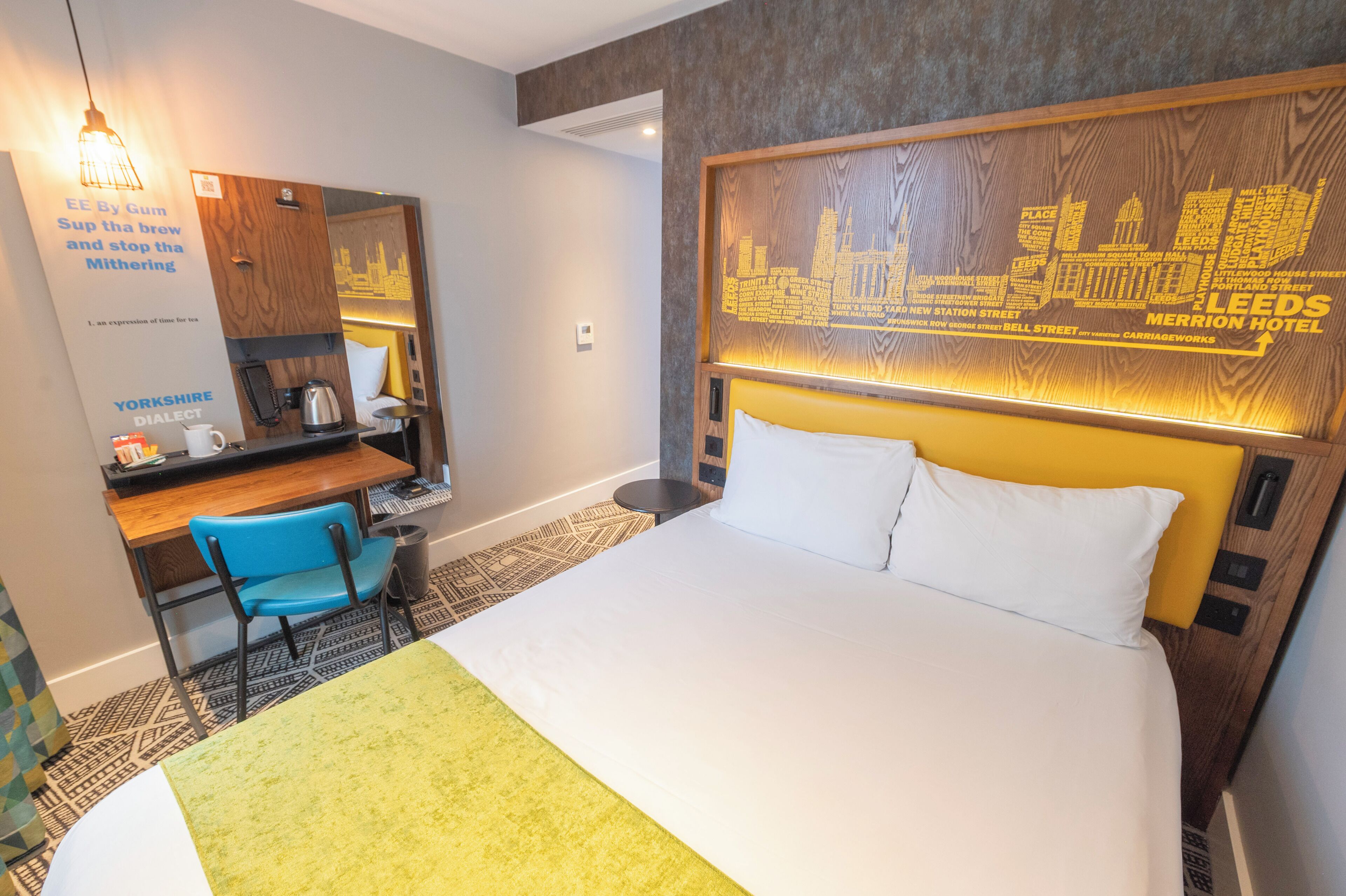 room, 1 single bed (the solo) | hypo-allergenic bedding, desk, laptop workspace, soundproofing