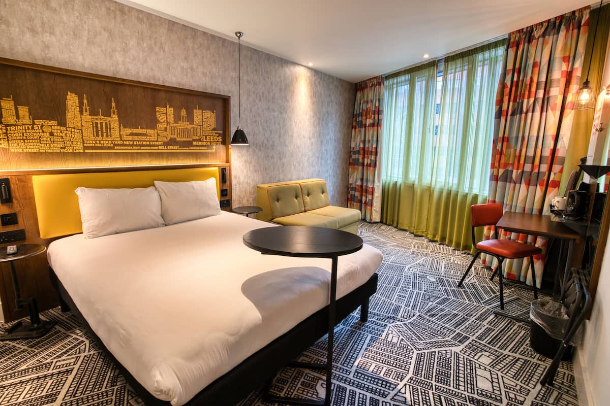 premium room, 1 double bed with sofa bed | hypo-allergenic bedding, desk, laptop workspace, soundproofing