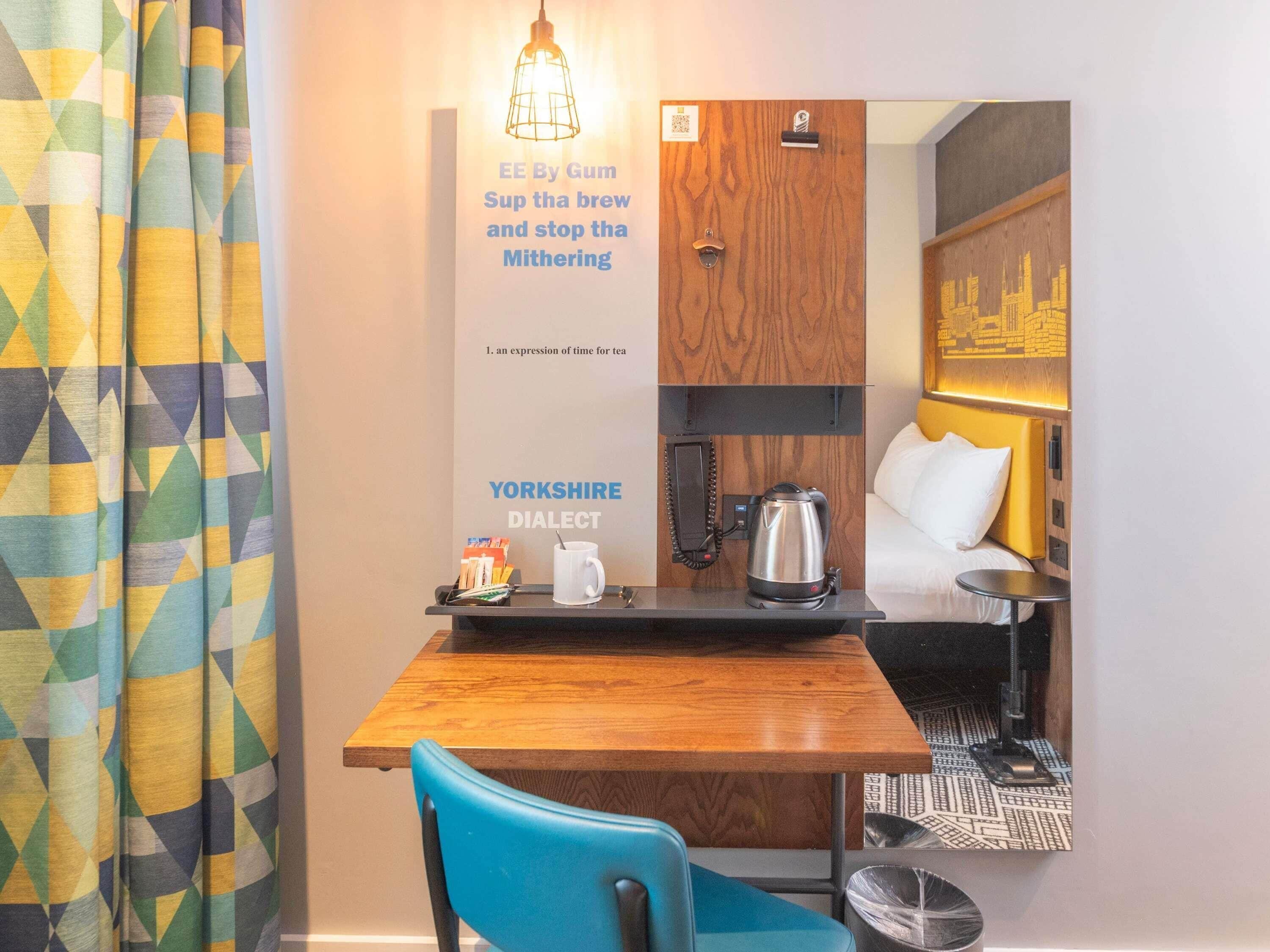 room, 1 single bed (the solo) | hypo-allergenic bedding, desk, laptop workspace, soundproofing