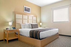 Standard Room, 1 King Bed, Non Smoking - Sleep Inn Monterrey San Pedro (Monterrey)