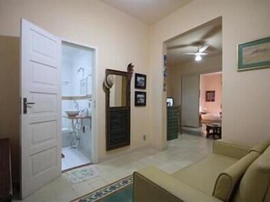 Standard Apartment, 1 Bedroom | Living area | Flat-screen TV - GoHouse Julio 201 (Rio de Janeiro)