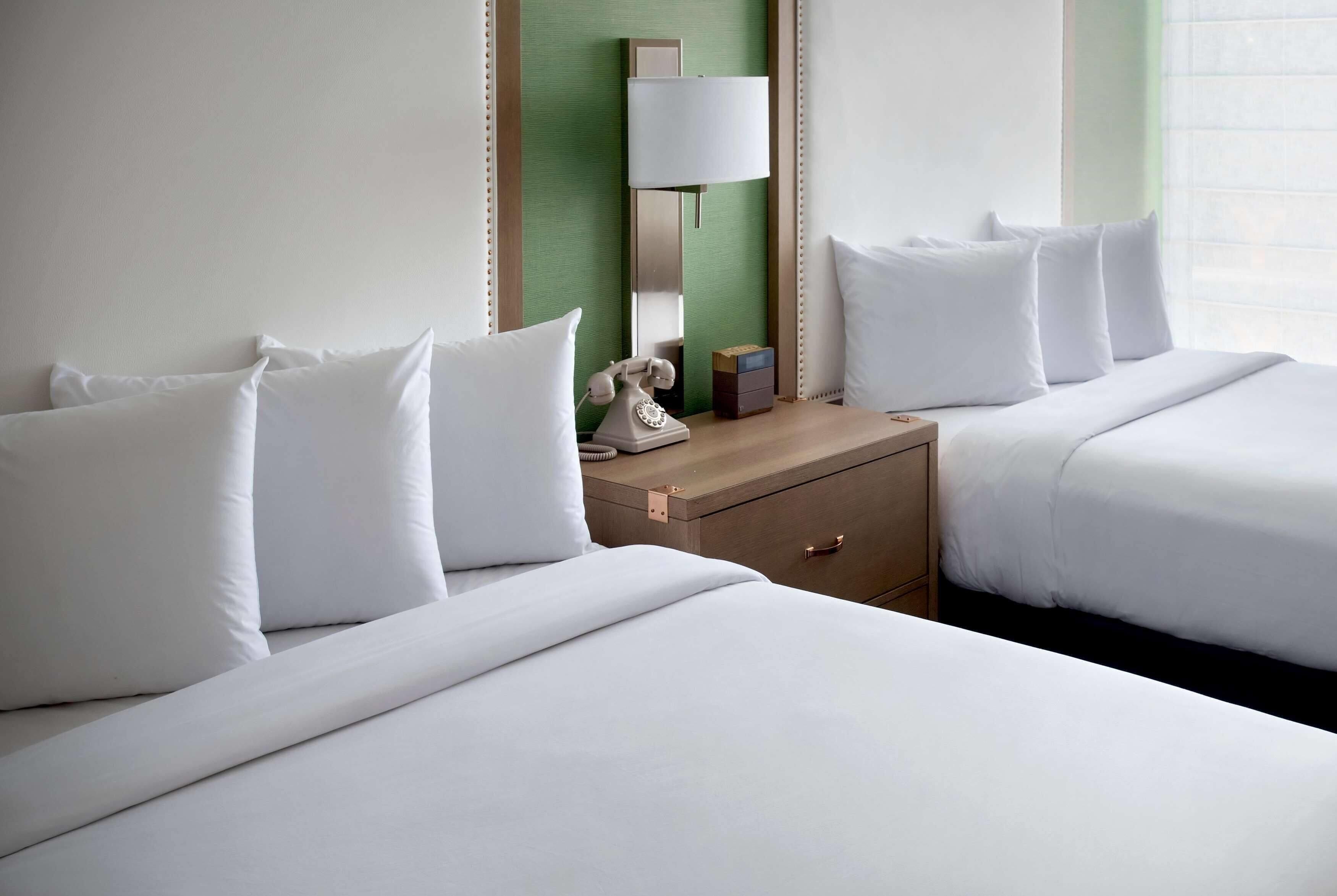 Room, 2 Queen Beds, Non Smoking