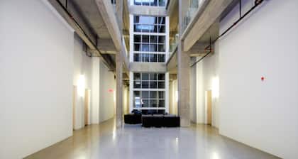 Downtown Loft Style Condo Heated Parking