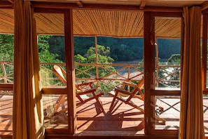 Terrace/patio - Pumarinri Amazon Lodge (Shapaja)